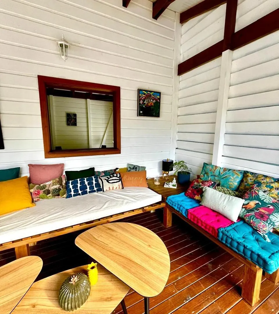 Kay Blue Traditional Creole House Les Trois-Ilets