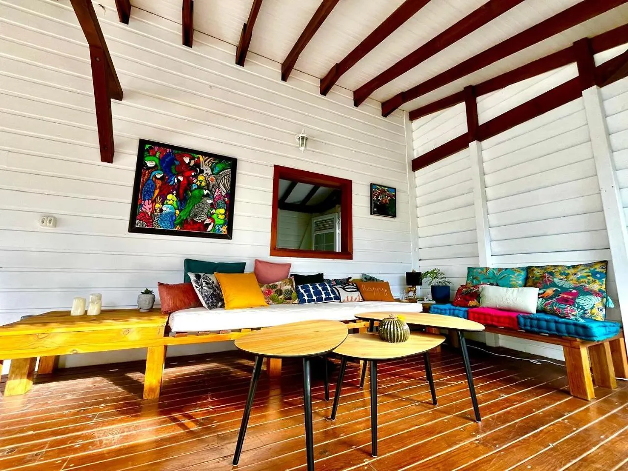 Kay Blue Traditional Creole House Les Trois-Ilets